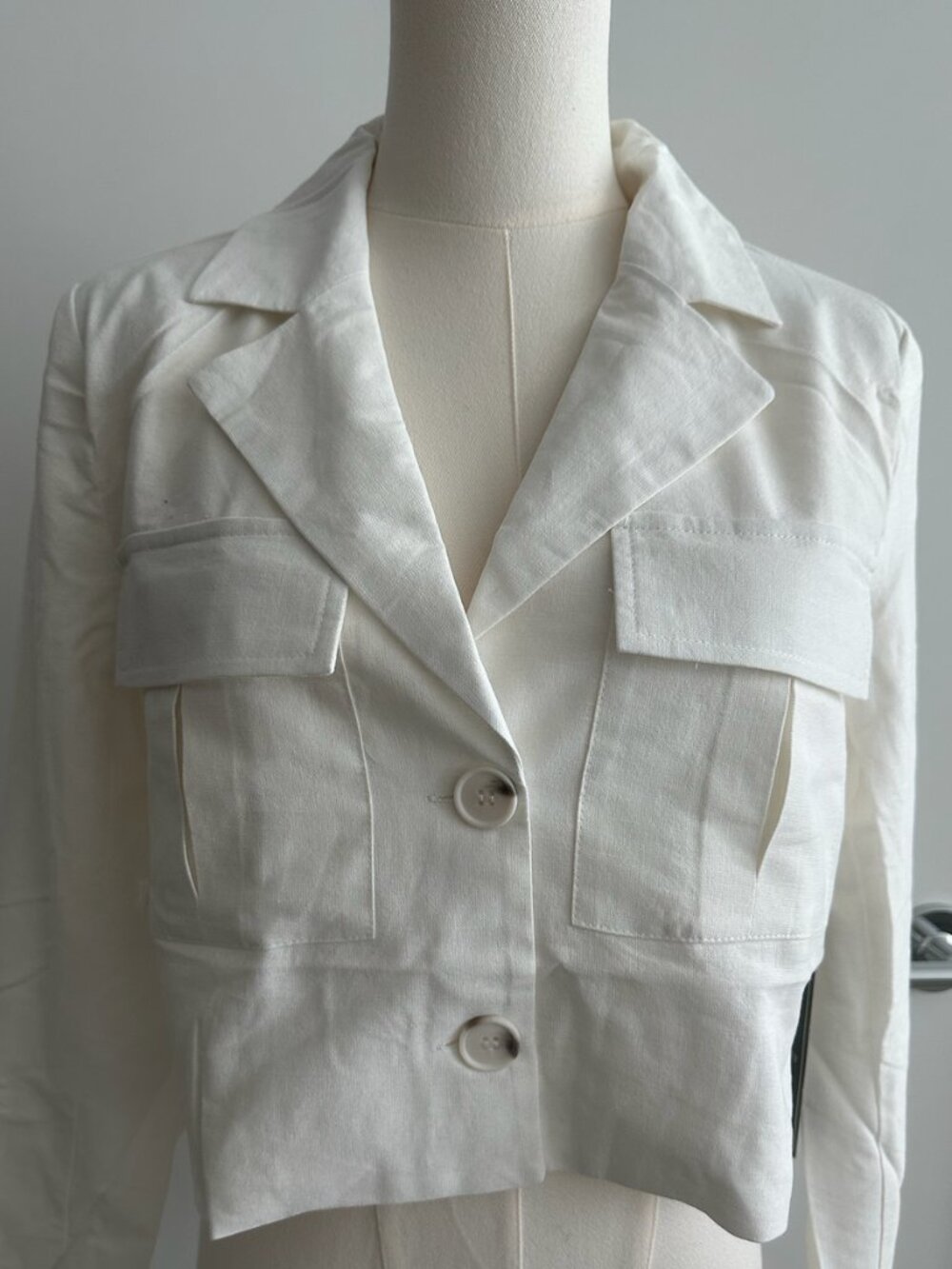 Linen cropped pocket blazer